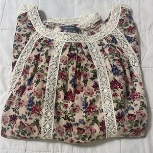 Anthropologie Blue Tassel Blouse Floral Maylou Open Shoulder Crochet Size M
NWOT